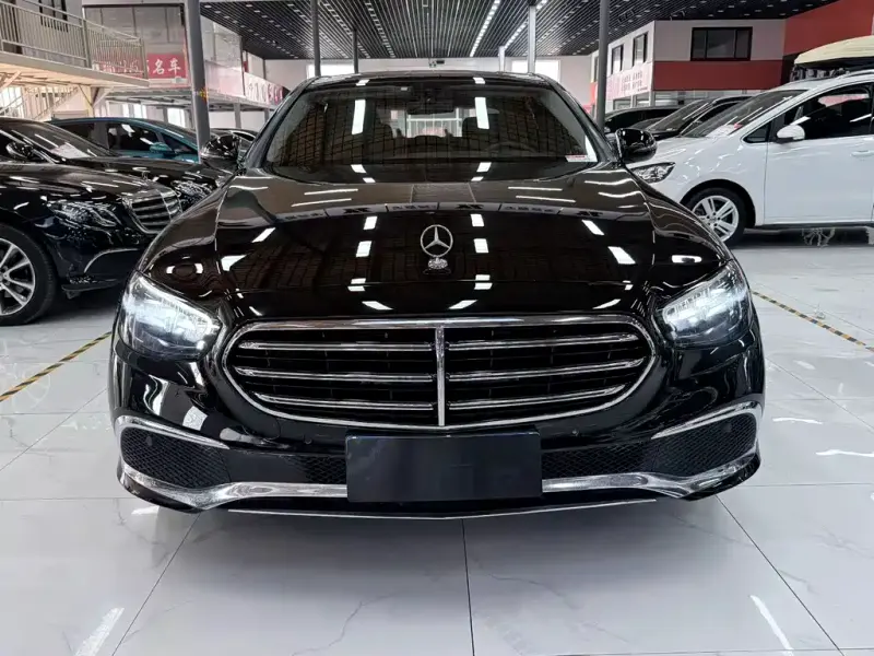 Mercedes-Benz E-Class, 2023 — фото 1