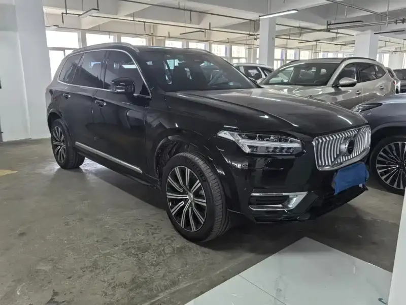 Volvo XC90, 2022