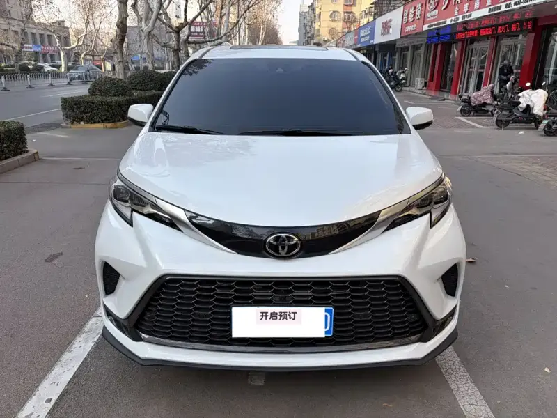 Toyota Granvia, 2025