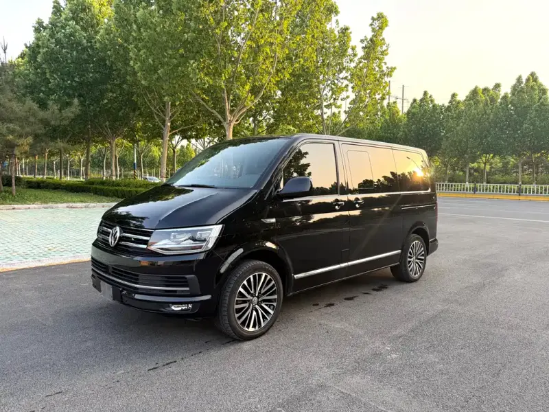 Volkswagen Multivan, 2019 — фото 1