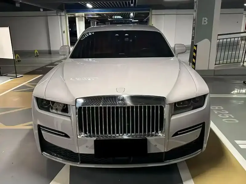 Rolls-Royce Ghost, 2026