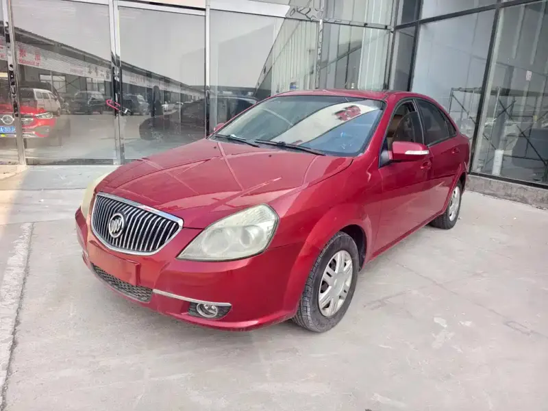 Buick Excelle, 2013