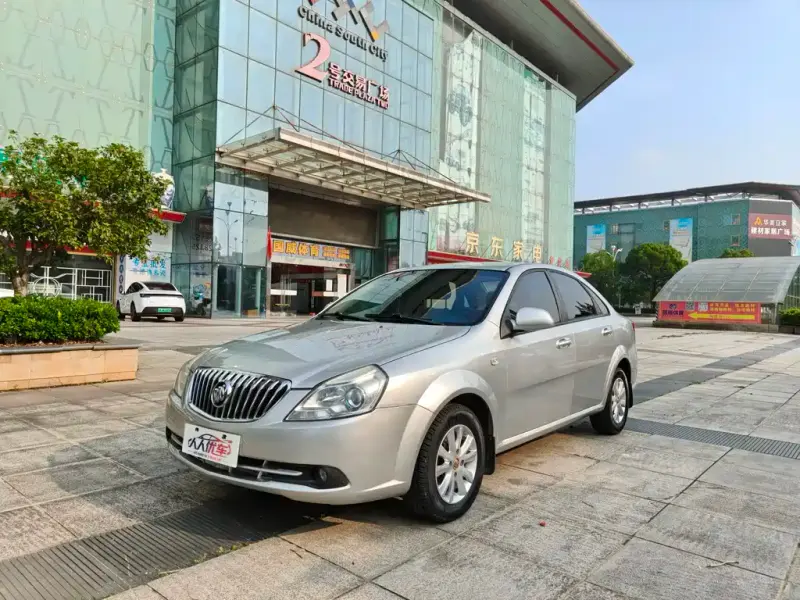 Buick Excelle, 2013
