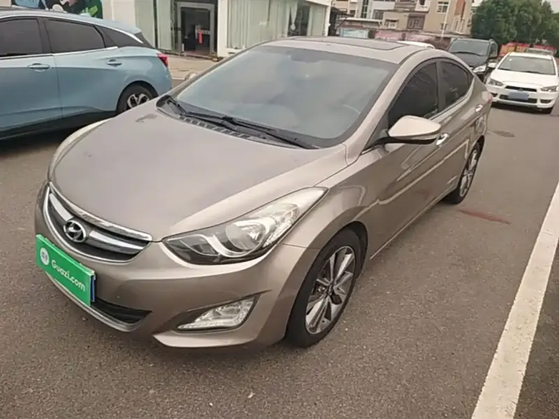Hyundai Elantra Langdong, 2015