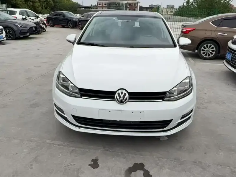 Volkswagen Golf, 2015