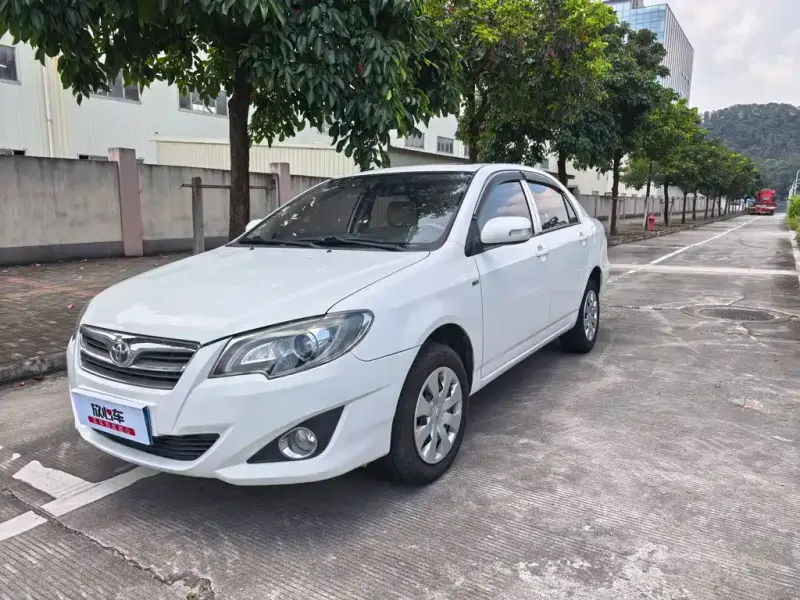 Toyota Corolla, 2017 — фото 1
