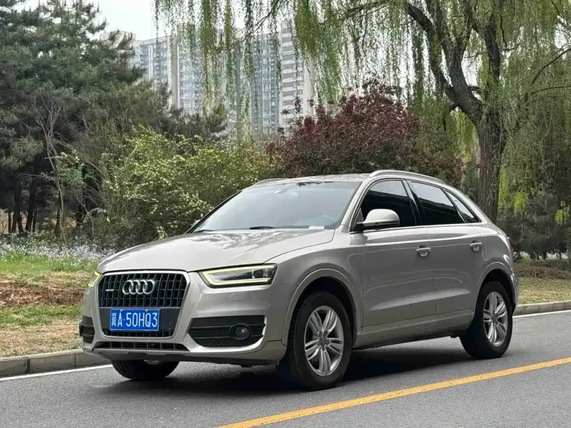 Audi Q3, 2013