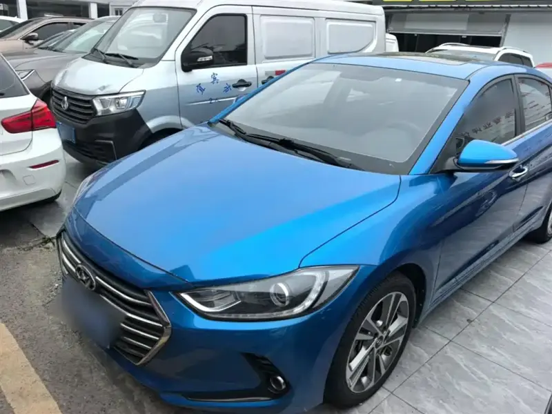 Hyundai Elantra, 2018
