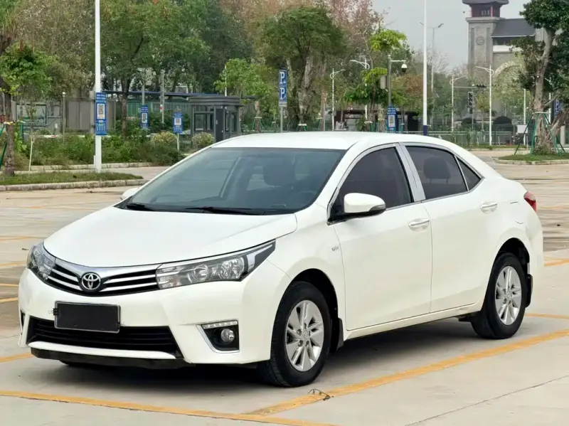Toyota Corolla, 2017 — фото 1