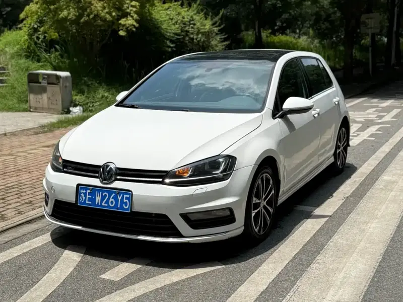 Volkswagen Golf, 2016