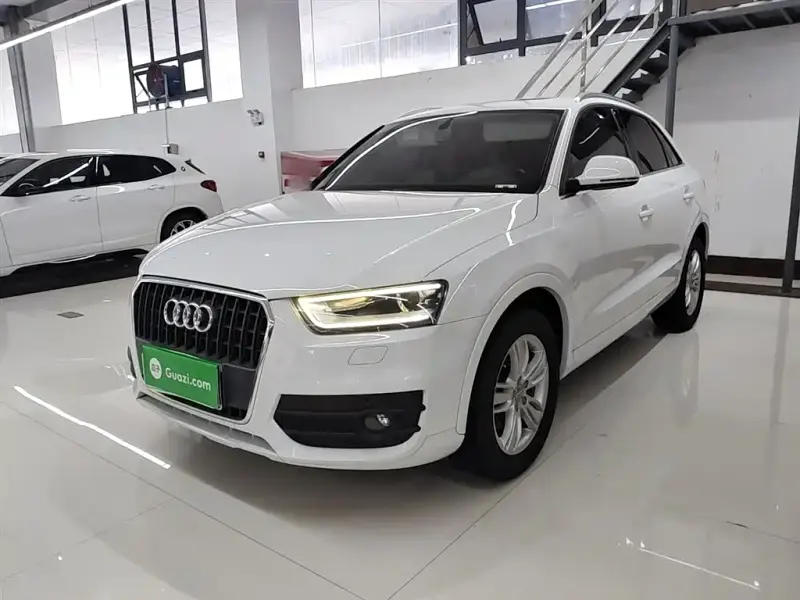 Audi Q3, 2015