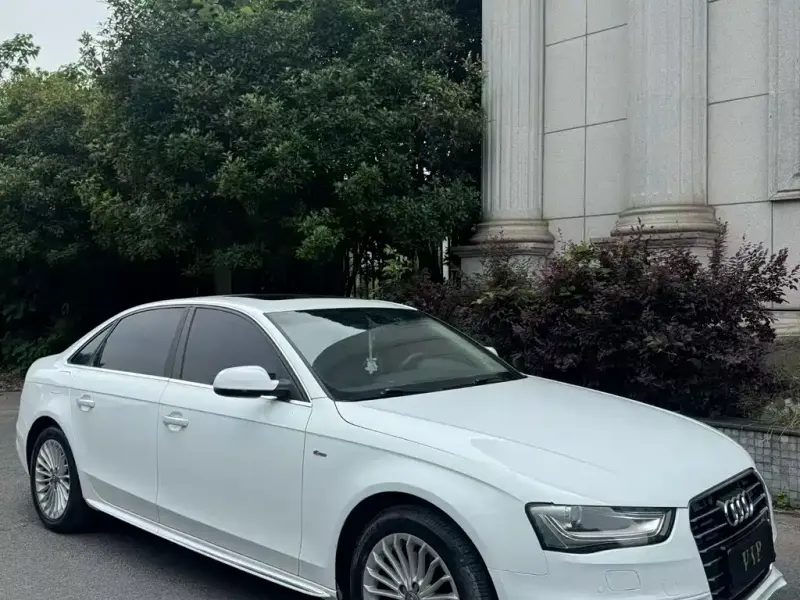 Audi A4L, 2016 — фото 1
