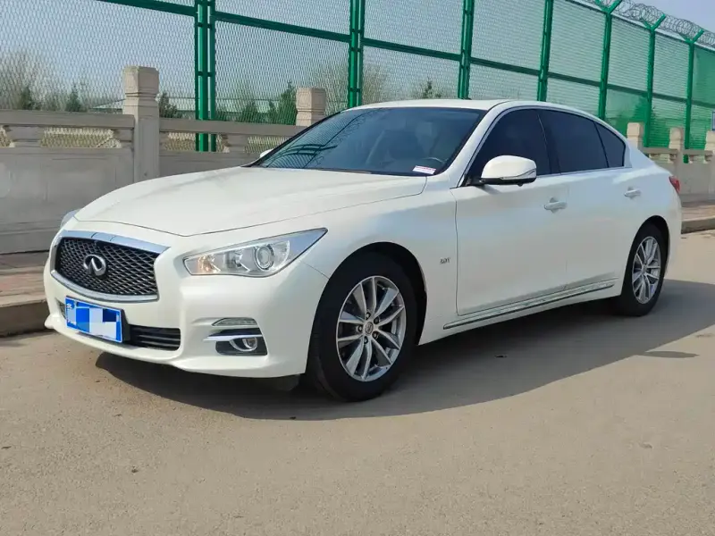 Infiniti Q50L, 2017