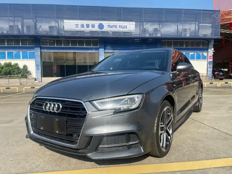 Audi A3, 2018 — фото 1