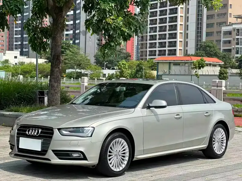 Audi A4L, 2016 — фото 1