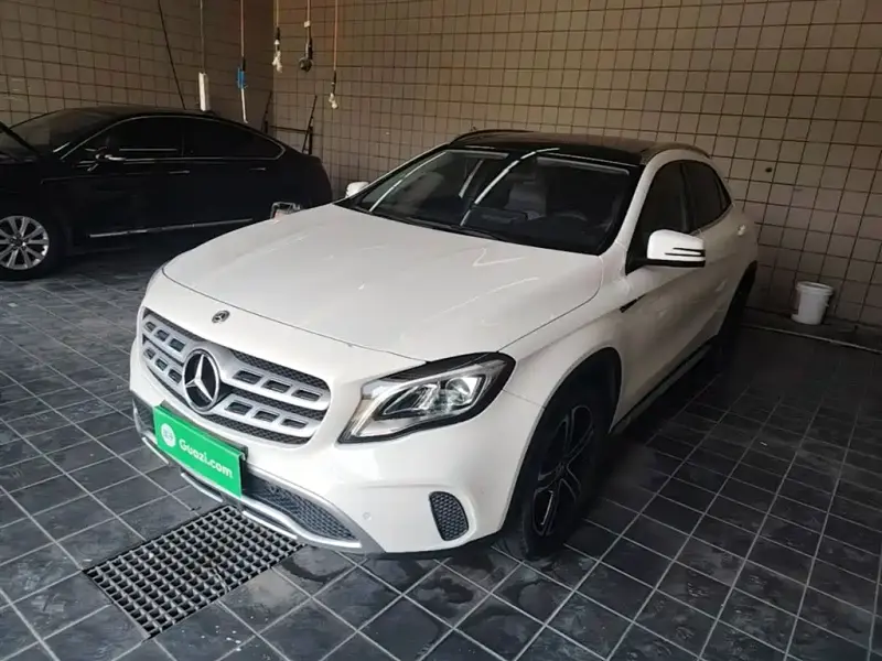 Mercedes-Benz GLA, 2018 — фото 1