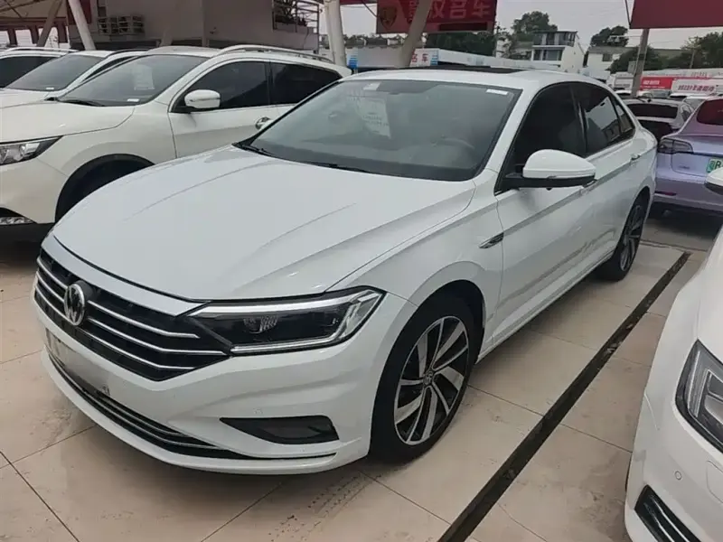 Volkswagen Sagitar, 2021