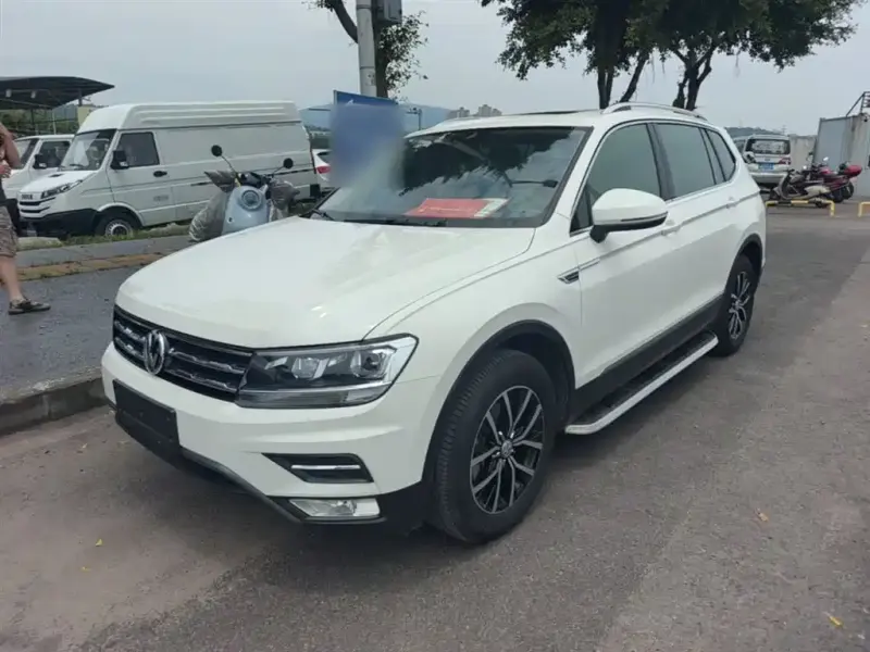 Volkswagen Tiguan L, 2018