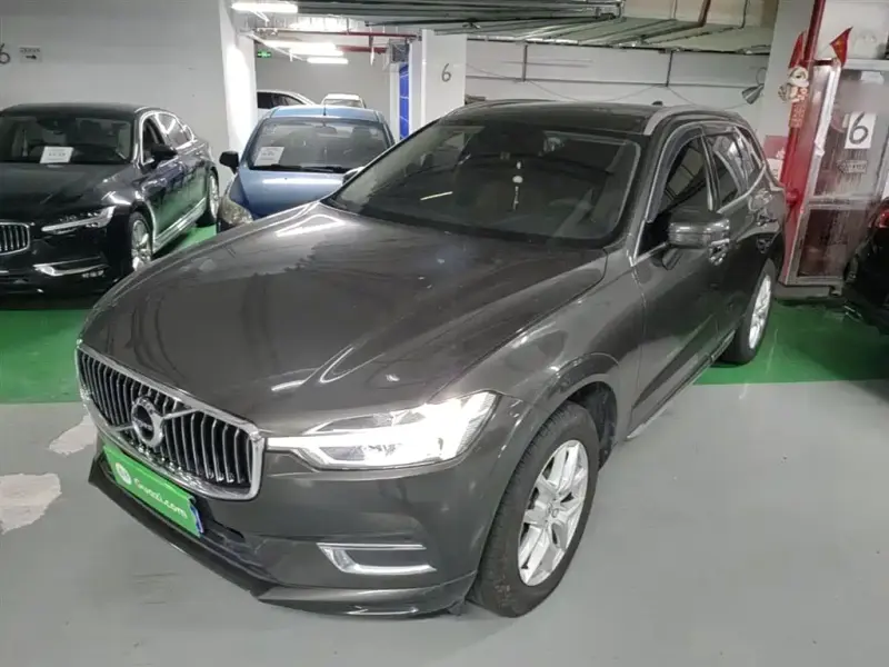Volvo XC60, 2019 — фото 1