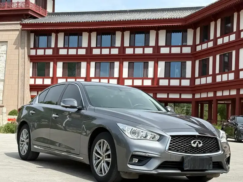 Infiniti Q50L, 2021