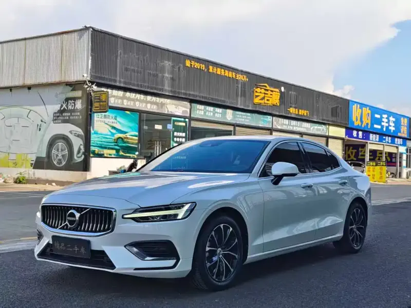 Volvo S60, 2021