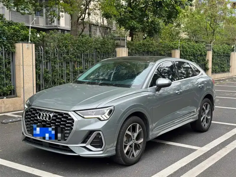 Audi Q3 Sportback, 2021