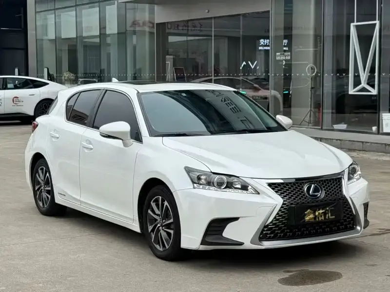 Lexus CT, 2019