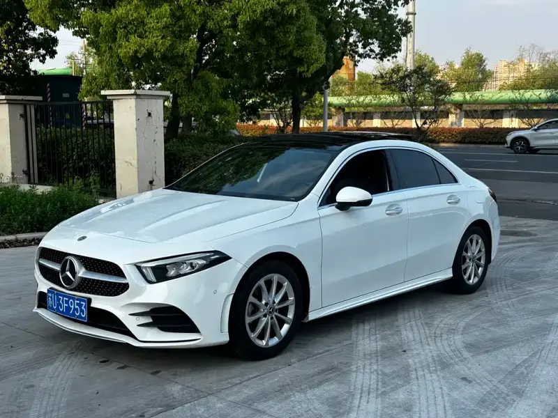 Mercedes-Benz A-Class, 2021 — фото 1