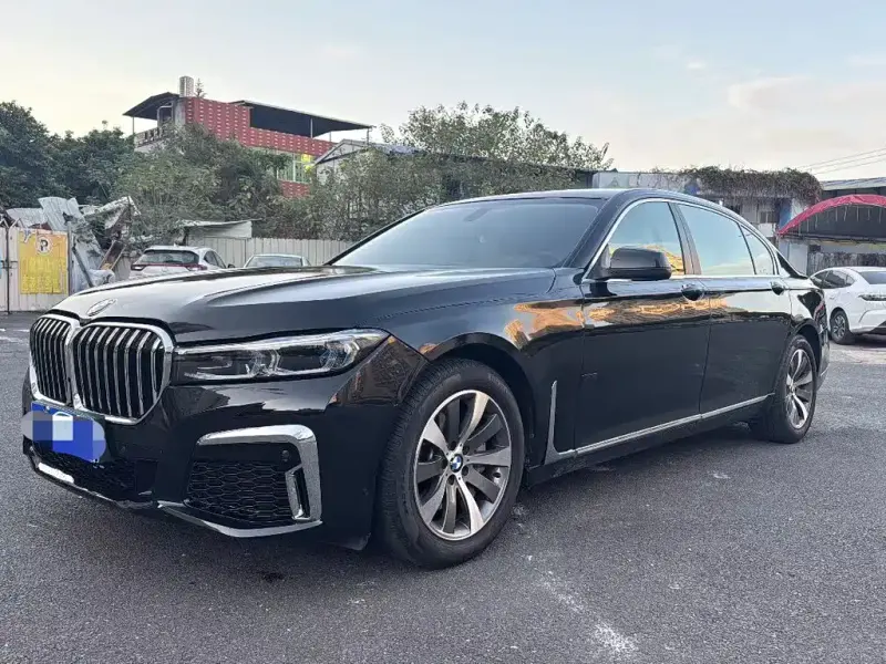 BMW 7 Series, 2012
