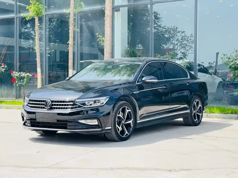 Volkswagen Magotan, 2023