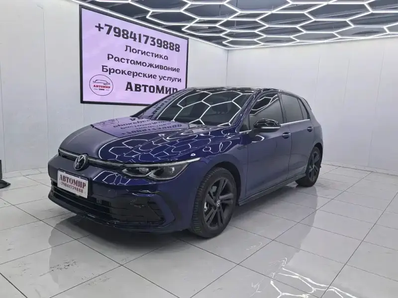 Volkswagen Golf, 2023