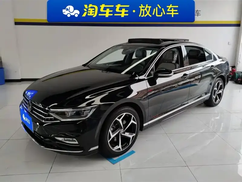 Volkswagen Magotan, 2025