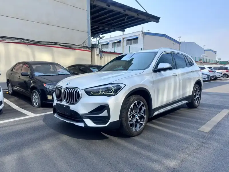 BMW X1, 2022 — фото 1