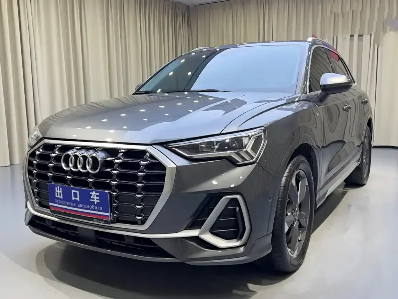Audi Q3, 2022