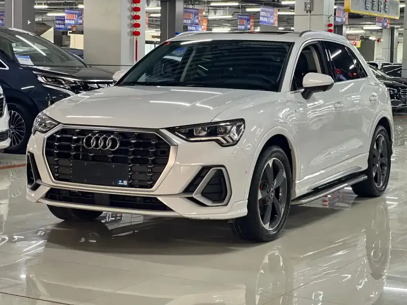 Audi Q3, 2022