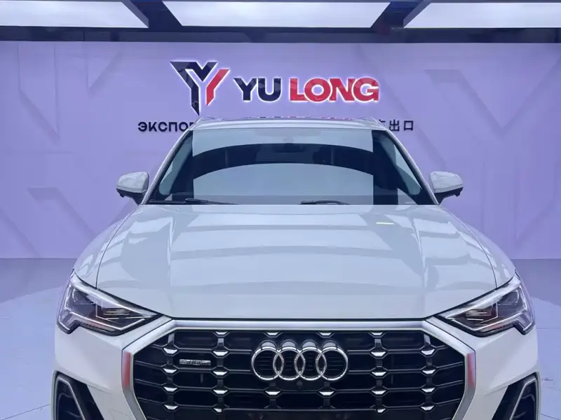 Audi Q3, 2022