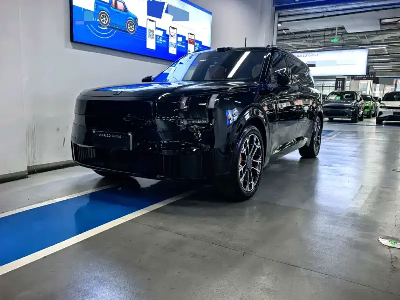 Lynk & Co 900, 2025