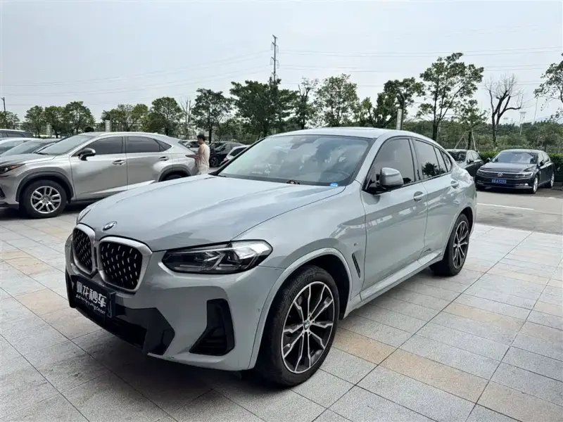 BMW X4, 2022