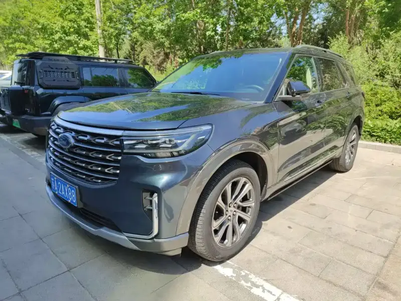 Ford Explorer, 2023