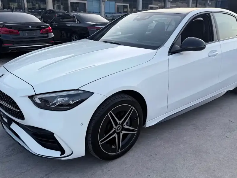 Mercedes-Benz C-Class, 2024