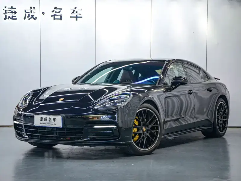 Porsche Panamera, 2019
