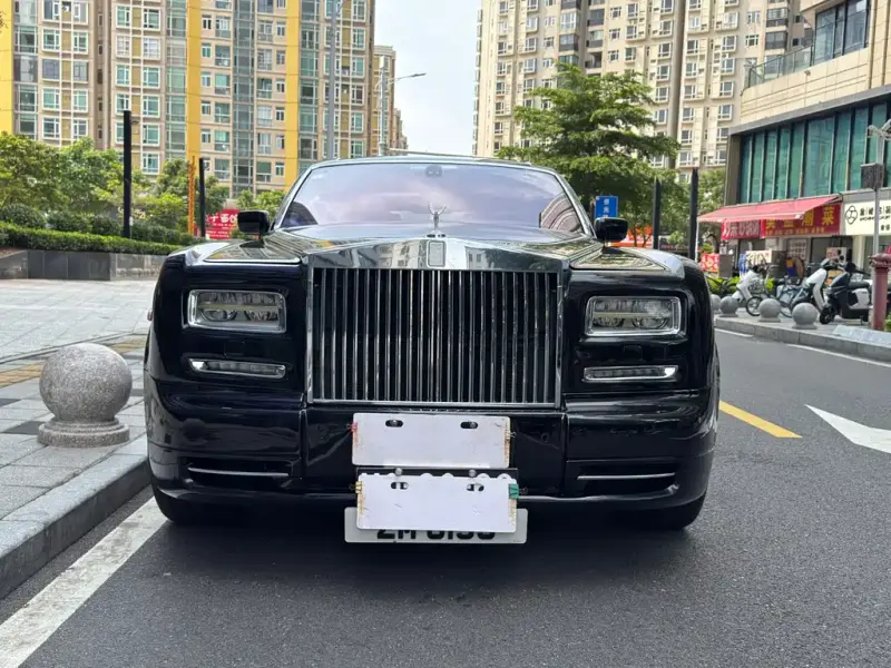 Rolls-Royce Phantom, 2010