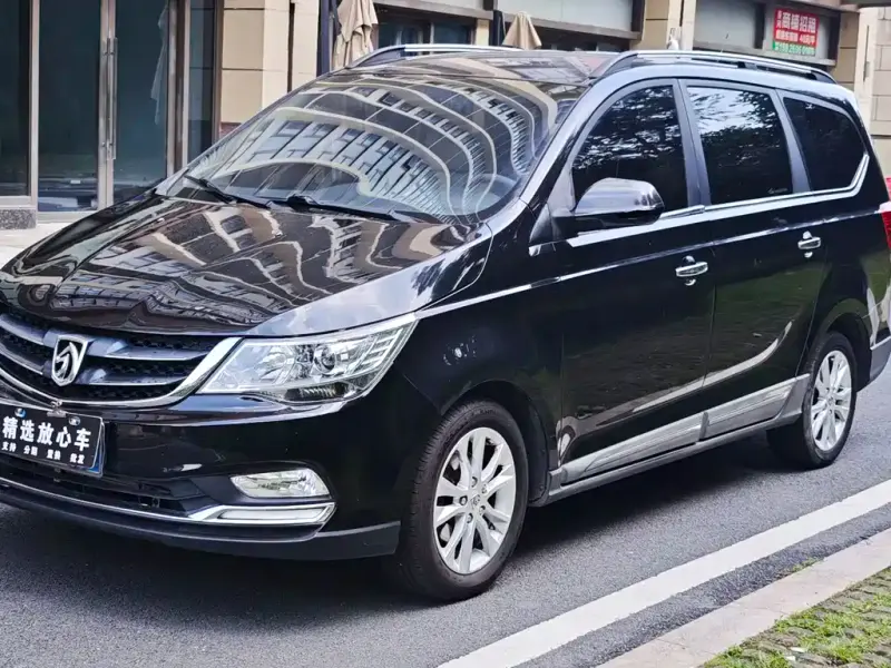 Baojun 730, 2016