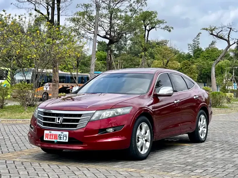 Honda Crosstour, 2013