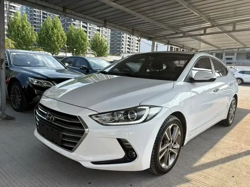 Hyundai Elantra, 2018