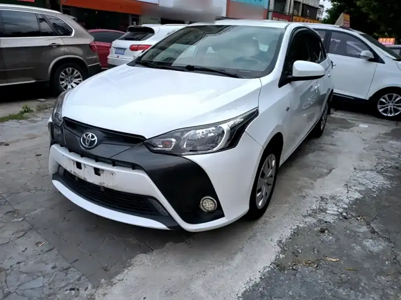 Toyota Yaris L, 2021