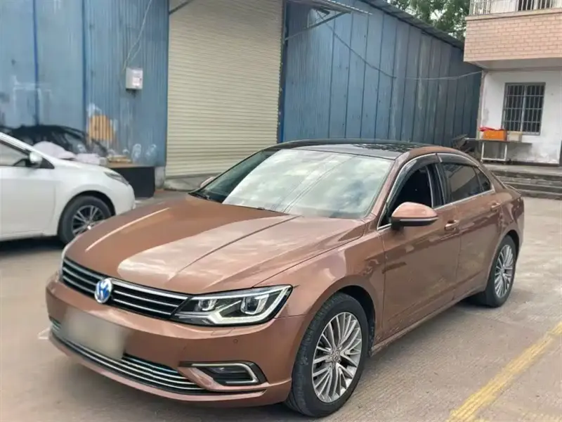 Volkswagen Lamando, 2015