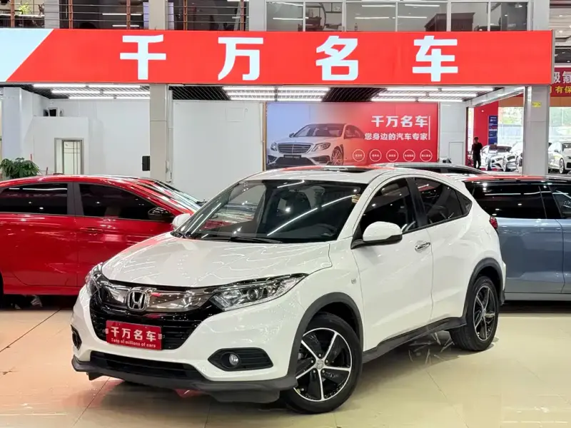 Honda Vezel, 2021 — фото 1