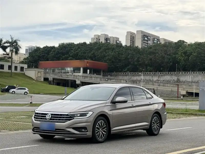 Volkswagen Sagitar, 2020