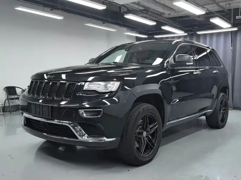 Jeep Grand Cherokee (Import), 2015